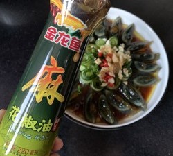 三分钟快手开运年菜黄瓜拌皮蛋的做法 步骤9