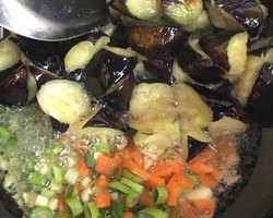 赛饭店的༄「红烧茄子🍆🍆🍆」༄的做法 步骤7