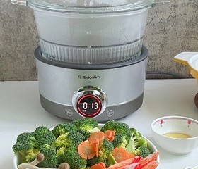 东菱蒸汽锅：花胶莲子瘦肉汽锅汤+蟹棒西兰花的做法 步骤7