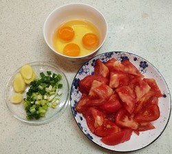 简单2人食～番茄鸡蛋面/米面（西红柿鸡蛋面）🍅+🍜