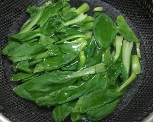 蟹味菇拌油菜