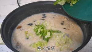 10分钟快手皮蛋瘦肉粥 （燕麦版）的做法 步骤8