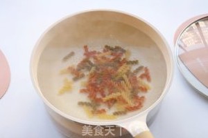 番茄三色意面（小老虎版）