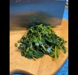 马齿苋～清热利湿，一道很适合夏天吃的凉拌菜的做法 步骤6