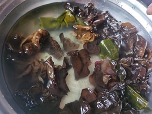 口味捞—钵钵鸡冷锅串的做法 步骤3