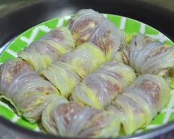 白菜肉糜卷的做法 步骤9