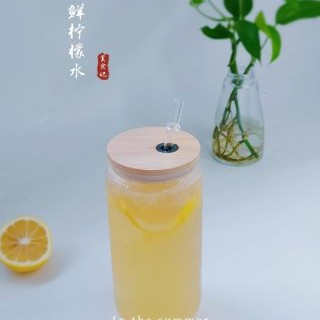 冰鲜柠檬水