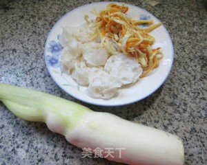 茭白黄金针菇拌面藕