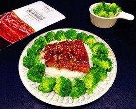 超简单西兰花鳗鱼饭零失败的做法 步骤6