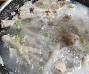 麻辣鸡爪爪的做法 步骤3