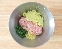 三色白菜猪肉水饺的做法 步骤5