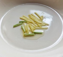 番茄菌菇豆腐汤的做法 步骤4