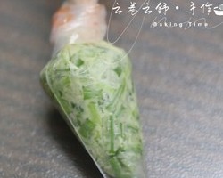 『美味咸香』椒盐土豆香肠花花包的做法 步骤2