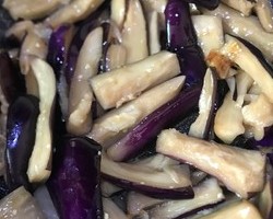 超级下饭的豆角烧茄子的做法 步骤5