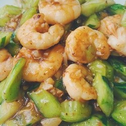 独食快手菜——青瓜炒虾仁的做法 步骤9