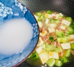 黄瓜烧豆腐的做法 步骤9