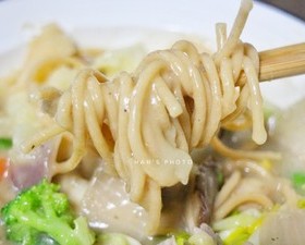 奶香蘑菇鸡肉意面（圣诞老人泡澡版）的做法 步骤52