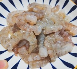 鲜虾片🦐补钙佳品，适合一岁以上宝宝的做法 步骤2