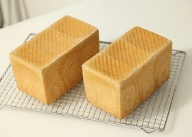 【有奖跟做】70%全麦吐司🍞（烫种➕波兰种）的做法 步骤30