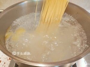 青酱意大利面(菠菜青汁)的做法步骤 第7步