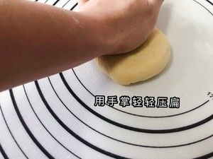 豆沙面包（纯手工版、没有厨师机也能做出很好吃滴面包，顺便教大家三种面包花型做法）的做法步骤 第31步