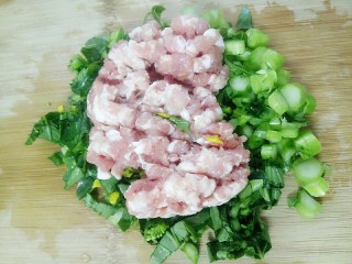 菜心肉末粥,再加入肉末