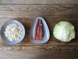 腊肉包菜锅巴饭