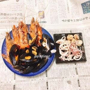 鲜掉眉毛的西班牙海鲜饭  （这样做更入味.简单快手.自制海鲜高汤）