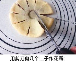 豆沙面包（纯手工版、没有厨师机也能做出很好吃滴面包，顺便教大家三种面包花型做法）的做法步骤 第47步