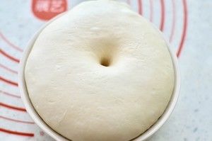 网红咸蛋黄流沙卷边榴莲薄底披萨【北鼎烤箱食谱】的做法步骤 第8步