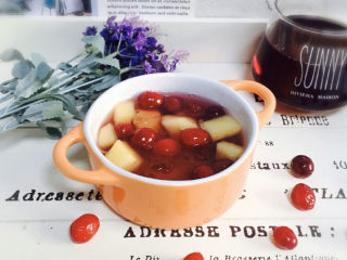 蔓越莓苹果桃胶糖水+冬日暖心菜,酸酸甜甜好滋味