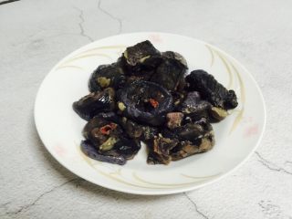 黄芪乌鸡汤