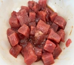 蒜香牛肉粒——健康又好吃的家常菜的做法 步骤5