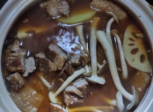 一人份冬日暖锅：猪肉土豆锅的做法 步骤8