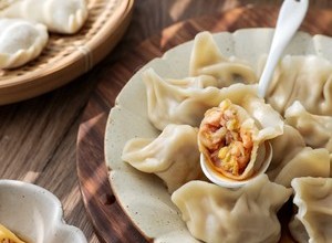 饺子的经典‼️鲜美白菜猪肉水饺（附3种基础包法）的做法 步骤15