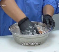 超好吃的鱼籽虾滑煎酿四宝的做法 步骤6