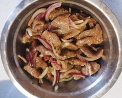 家常下饭菜——【洋葱炒牛肉】的做法 步骤7