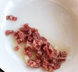 韩式泡菜豆腐锅/辣白菜豆腐汤的做法 步骤2