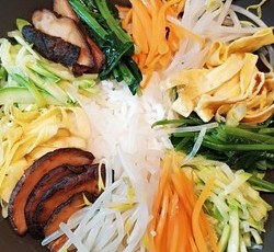 小朋友吃的不辣版伪韩式拌饭（비빔밥）k66出品的做法 步骤8