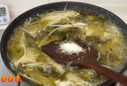 菠菜肉片汤 平菇肉片汤 番茄肉片汤 黄瓜肉片汤 丝瓜肉片汤 酸菜肉片汤的做法 步骤65