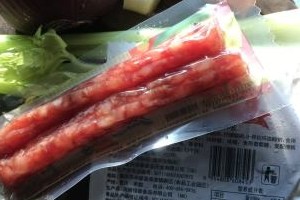 牛肉腊肠焖饭