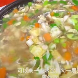 白面发糕       玉米面发糕       南瓜发糕     西红柿鸡蛋紫菜汤     胡辣汤   花生米   小菜的做法 步骤12