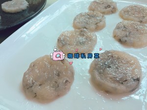 香煎虾饼的做法 步骤9