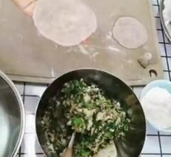 小白菜黑麦烫面蒸饺的做法 步骤19