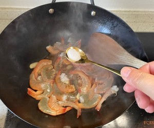 🦐虾类｜慈菇炒鲜虾 炒鲜美的虾做法😋的做法 步骤11