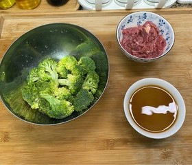 西蓝花牛肉