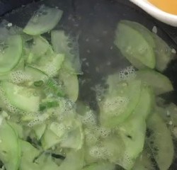 夏季靓汤，清淡营养的「黄瓜🥒鸡蛋汤」的做法 步骤10