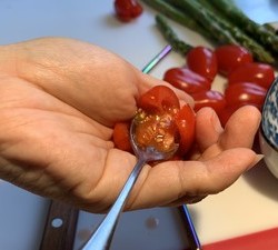 郁金香花开朵朵--小番茄版的做法 步骤4