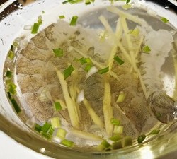 宝宝辅食-蔬菜虾饼的做法 步骤2