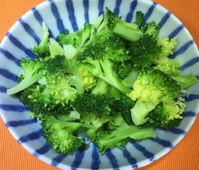 西兰花鸡蛋饼（宝宝辅食）